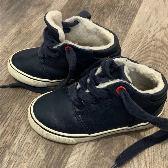 Cat & Jack boys shoes - Picture 2 of 4